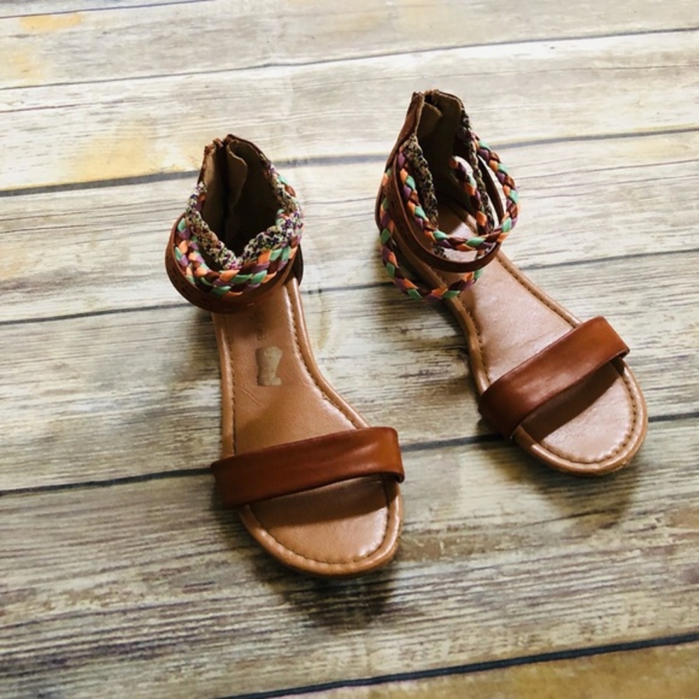 American Eagle Outfitters Brown Girls Braided Ankle Wrap Sandals